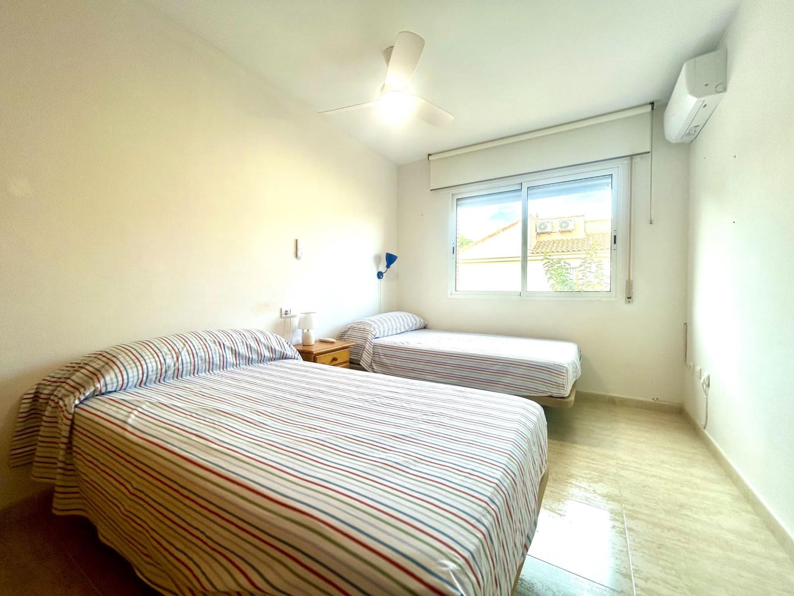 Adosado de 3 habitaciones en Dehesa de Campoamor en venta con garaje - 355.000 € (Ref: 9208621)