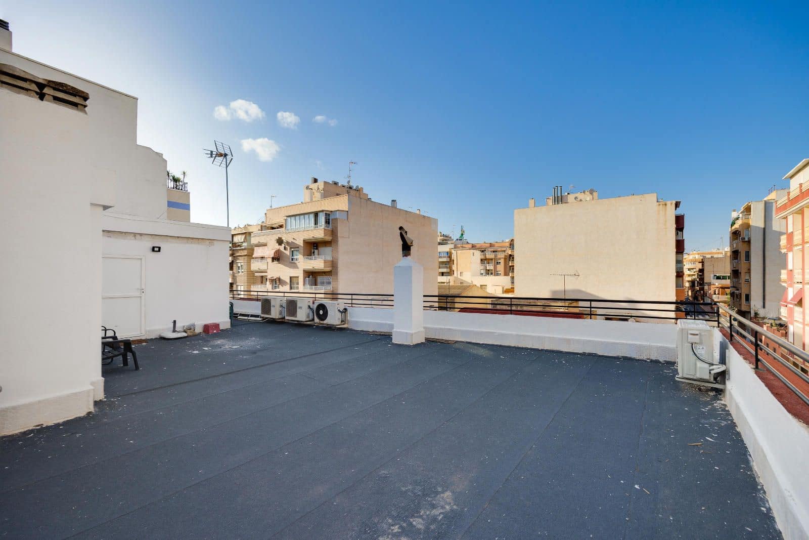 5 quarto Apartamento para venda em Torrevieja - 224 969 € (Ref: 9317832)