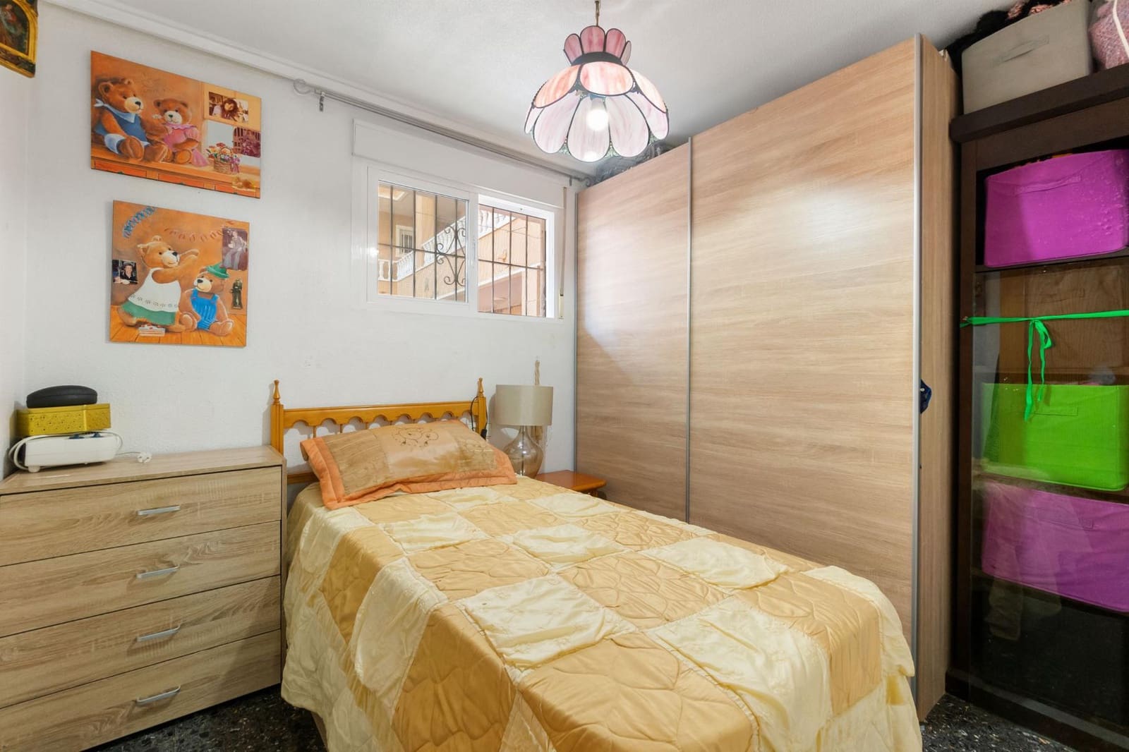 Apartamento de 2 habitaciones en Torrevieja en venta con piscina - 150.000 € (Ref: 9342149)