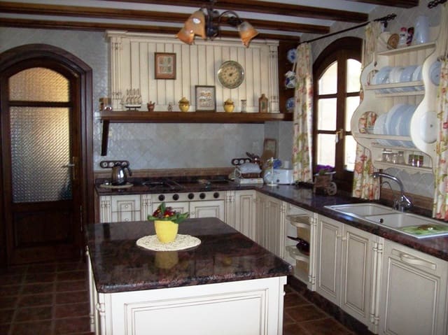 Finca/Casa Rural de 4 habitaciones en Ciudad Quesada, Rojales en venta con piscina garaje - 999.950 € (Ref: 9445560)