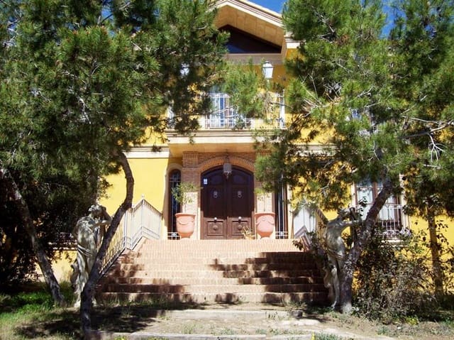 Finca/Casa Rural de 4 habitaciones en Ciudad Quesada, Rojales en venta con piscina garaje - 999.950 € (Ref: 9445560)