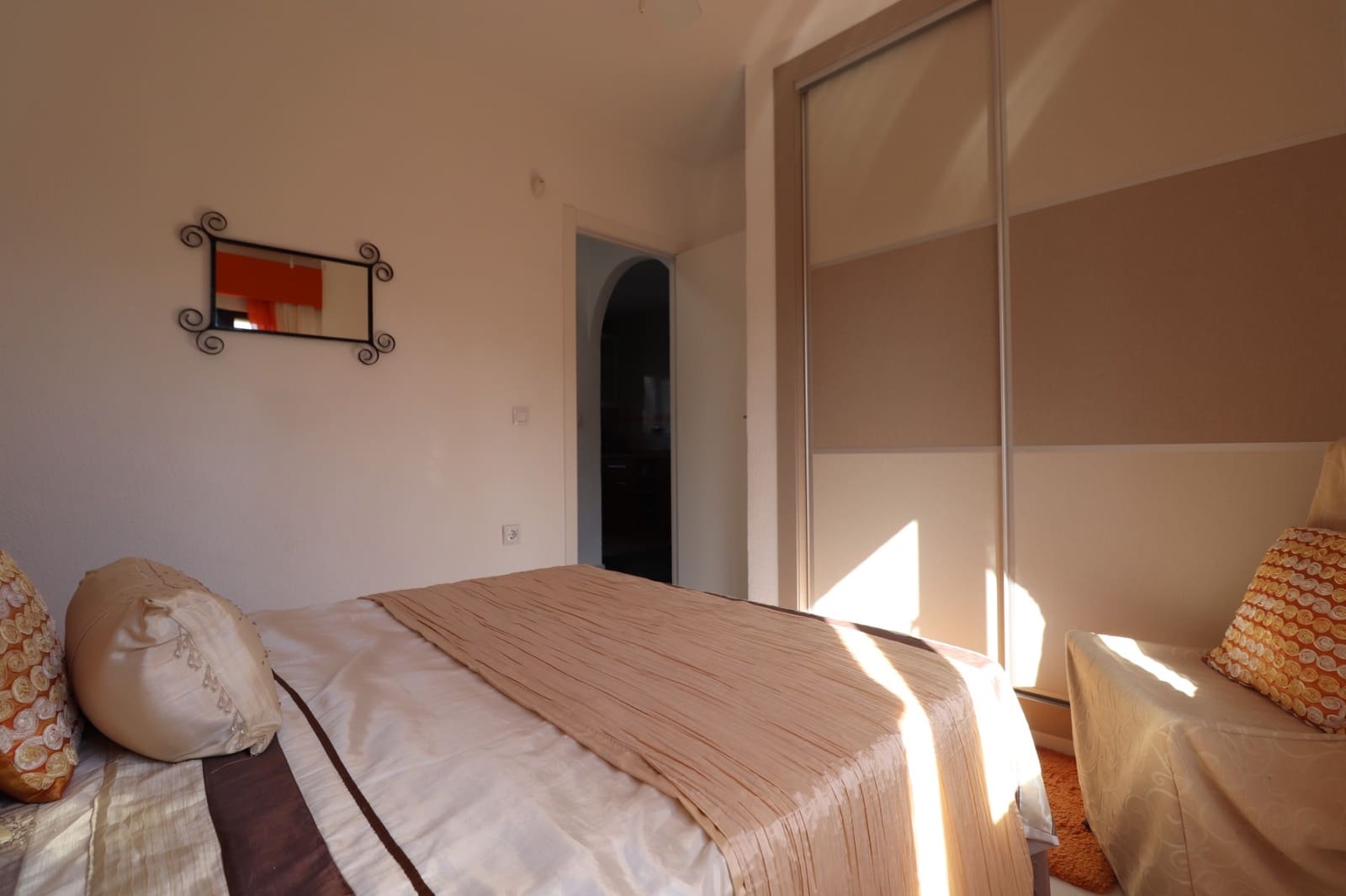 5 bedroom Villa for sale in Algorfa with pool garage - € 649,950 (Ref: 9445589)