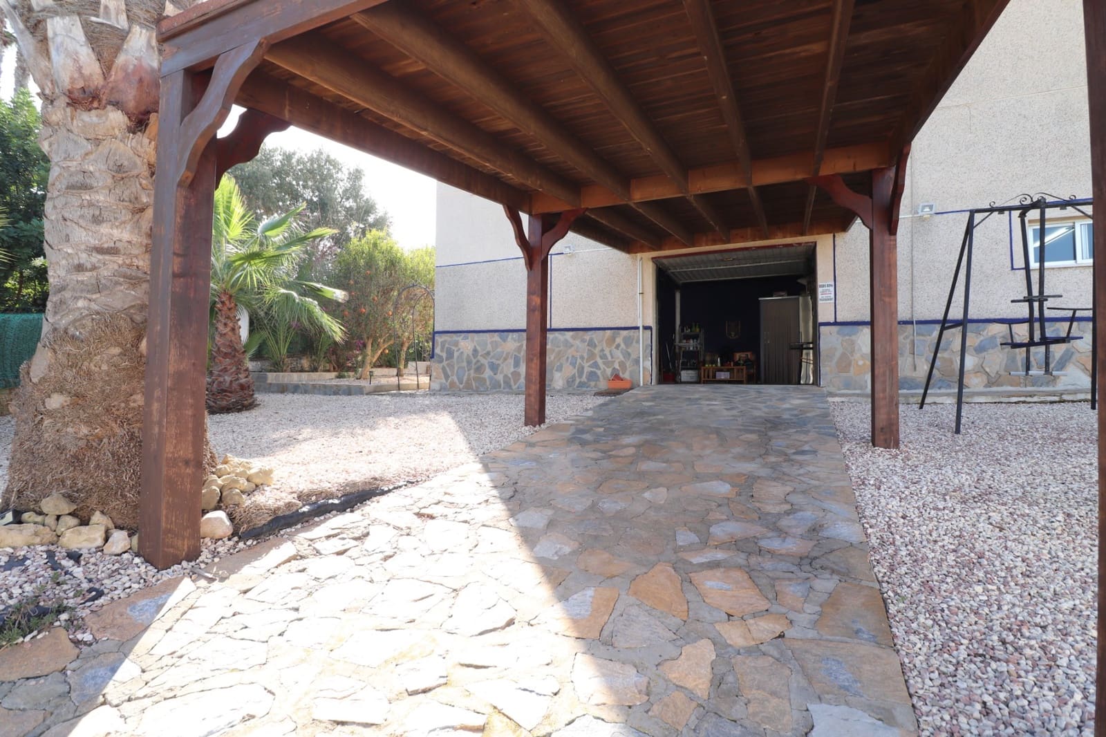 5 bedroom Villa for sale in Algorfa with pool garage - € 649,950 (Ref: 9445589)