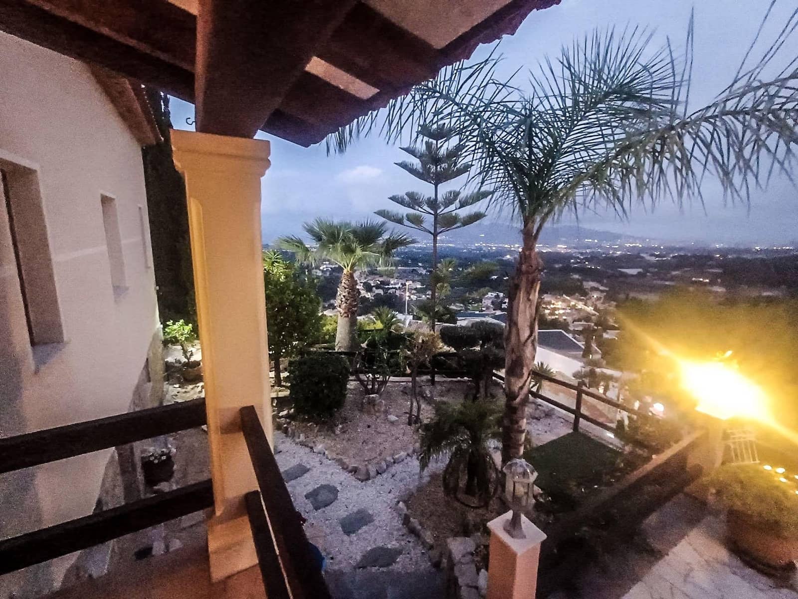 3 slaapkamer Villa te koop in Alfaz del Pi / L'Alfas del Pi met zwembad garage - € 1.210.000 (Ref: 9457817)
