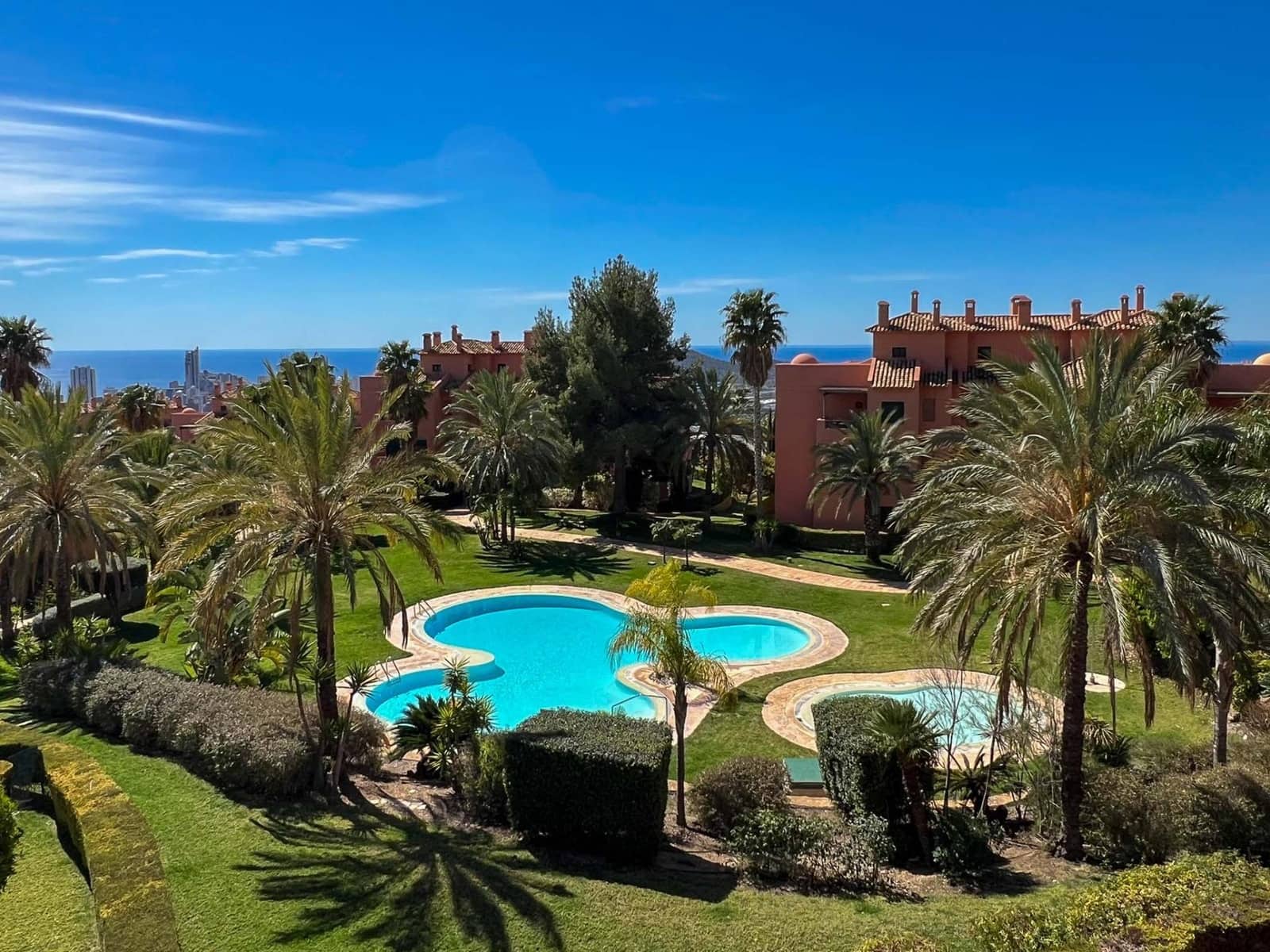 Apartamento de 3 habitaciones en Finestrat en venta con piscina garaje - 449.000 € (Ref: 9457823)