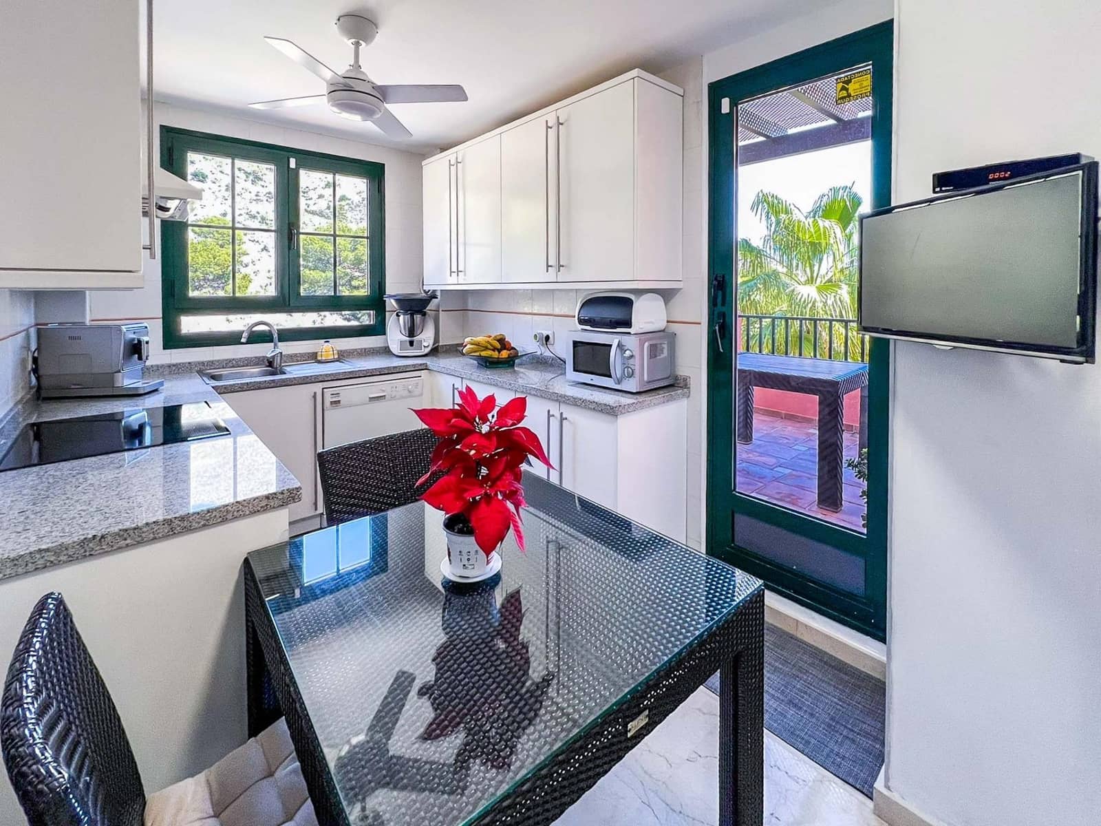 Apartamento de 3 habitaciones en Finestrat en venta con piscina garaje - 449.000 € (Ref: 9457823)