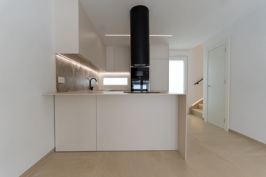 3 chambre Villa/Maison à vendre à San Pedro del Pinatar avec piscine - 389 000 € (Ref: 9462929)