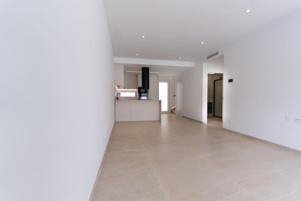 3 chambre Villa/Maison à vendre à San Pedro del Pinatar avec piscine - 389 000 € (Ref: 9462929)