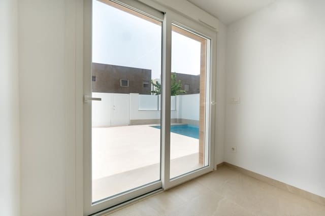 3 chambre Villa/Maison à vendre à San Pedro del Pinatar ciudad, San Pedro del Pinatar avec piscine - 389 000 € (Ref: 9462929)