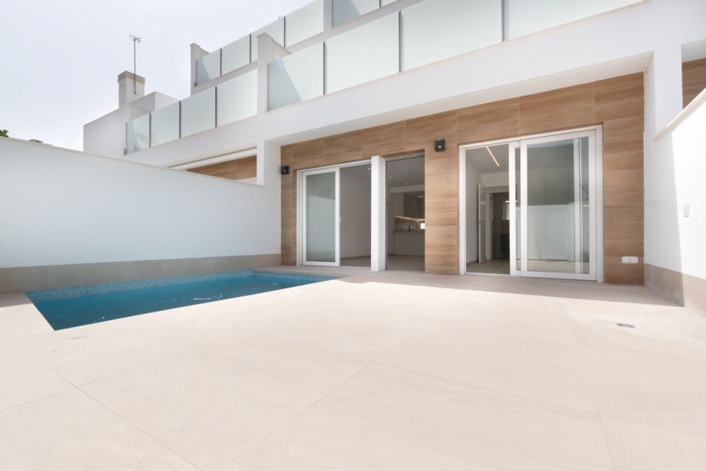 3 chambre Villa/Maison à vendre à San Pedro del Pinatar avec piscine - 389 000 € (Ref: 9462929)