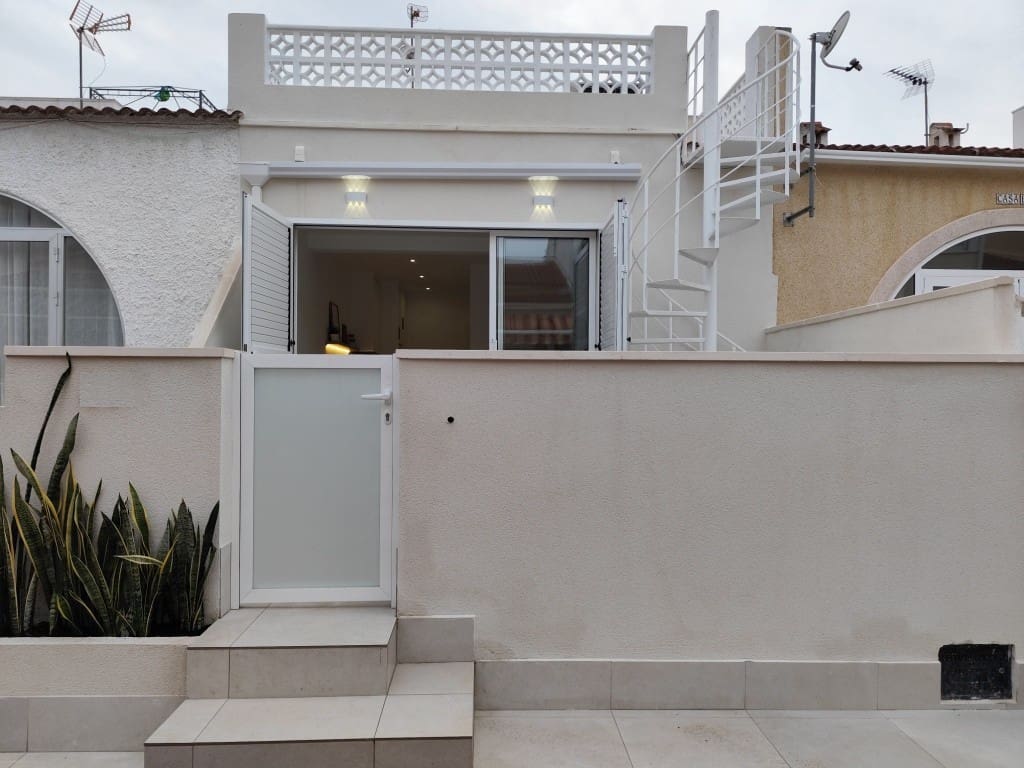 2 soverom Bungalow til salgs i La Siesta - € 149 000 (Ref: 9506448)