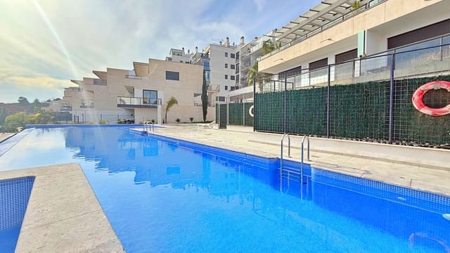 2 slaapkamer Appartement te koop in Las Filipinas met garage - € 299.000 (Ref: 9513424)