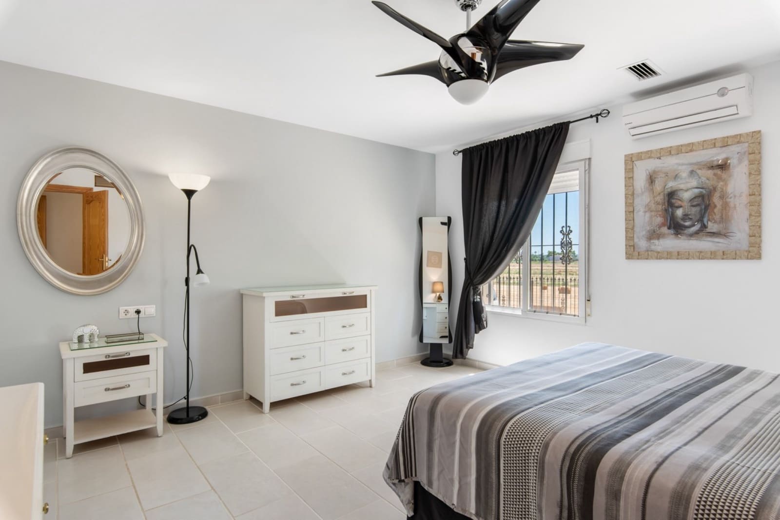 4 slaapkamer Finca/Landhuis te koop in Catral met zwembad garage - € 549.000 (Ref: 9527510)