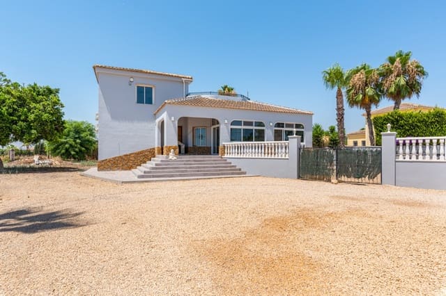 4 slaapkamer Finca/Landhuis te koop in Catral met zwembad garage - € 549.000 (Ref: 9527510)