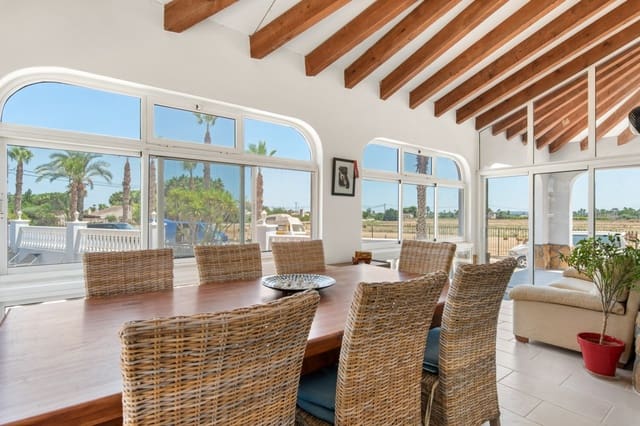 4 slaapkamer Finca/Landhuis te koop in Catral met zwembad garage - € 549.000 (Ref: 9527510)