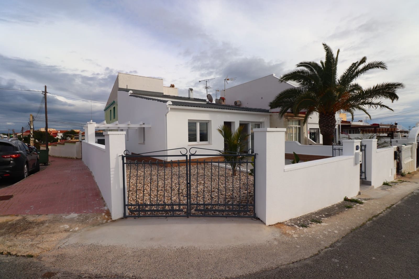 3 sypialnia Bungalow na sprzedaż w Ciudad Quesada z basenem garażem - 249 000 € (Ref: 9564176)