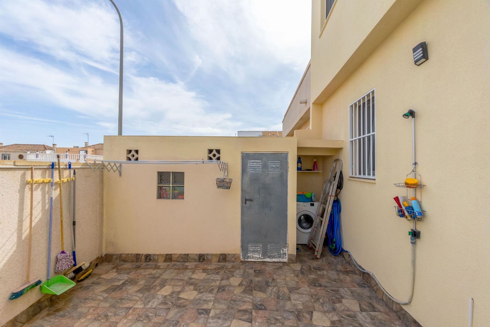 3 chambre Villa/Maison à vendre à Torrevieja avec piscine garage - 255 000 € (Ref: 9576699)