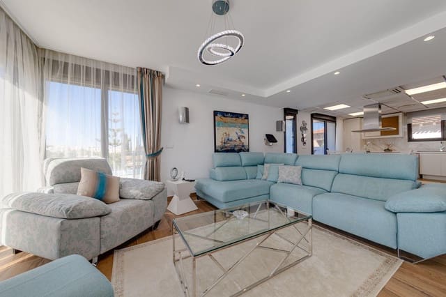 3 sypialnia Willa na sprzedaż w Los Frutales, Torrevieja z basenem garażem - 1 275 000 € (Ref: 9602711)