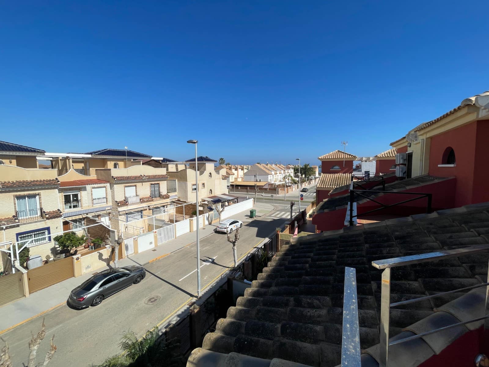 Casa de 4 habitaciones en Torre de la Horadada en venta con garaje - 435.000 € (Ref: 9634055)