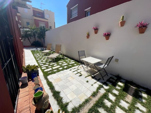 Casa de 4 habitaciones en Torre de la Horadada, Pilar de la Horadada en venta con garaje - 435.000 € (Ref: 9634055)