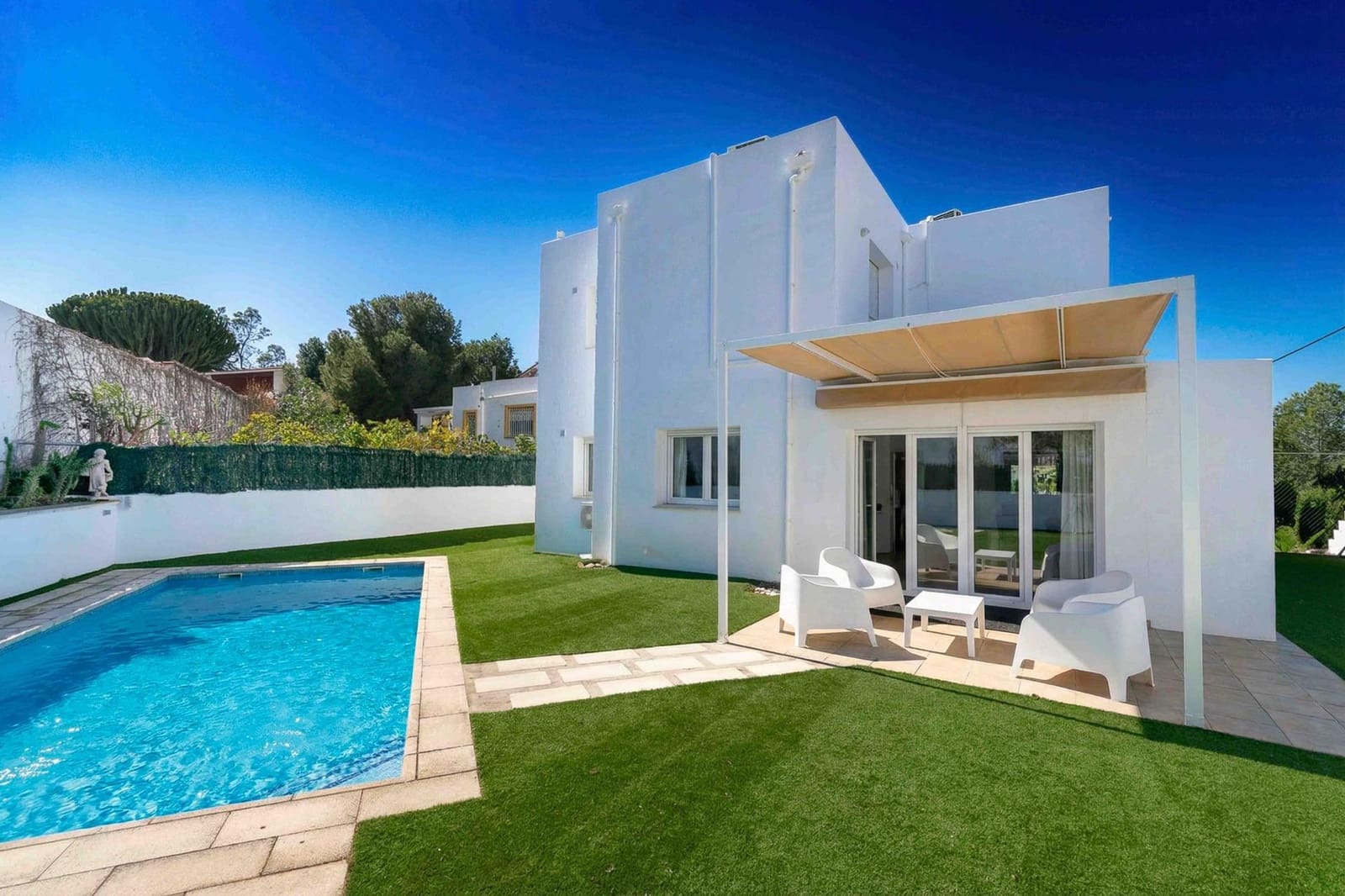 4 sovrum Villa till salu i Alfaz del Pi / L'Alfas del Pi med pool garage - 650 000 € (Ref: 9634246)