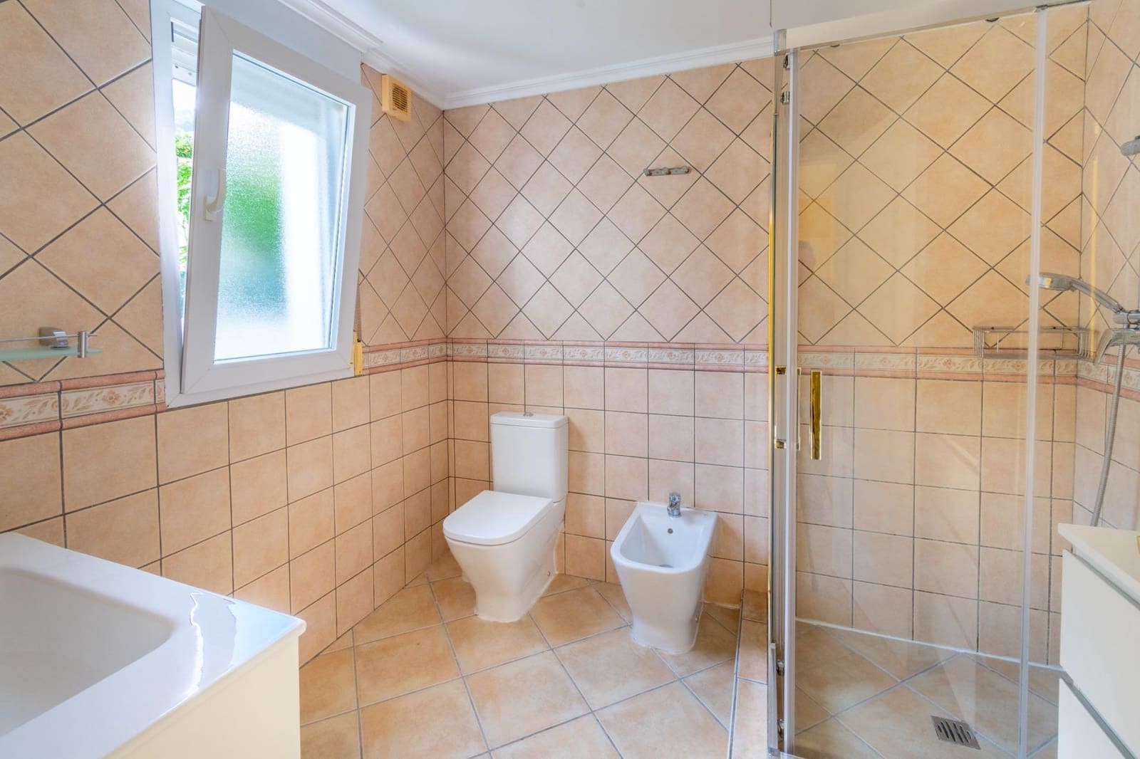 4 sovrum Villa till salu i Alfaz del Pi / L'Alfas del Pi med pool garage - 650 000 € (Ref: 9634246)