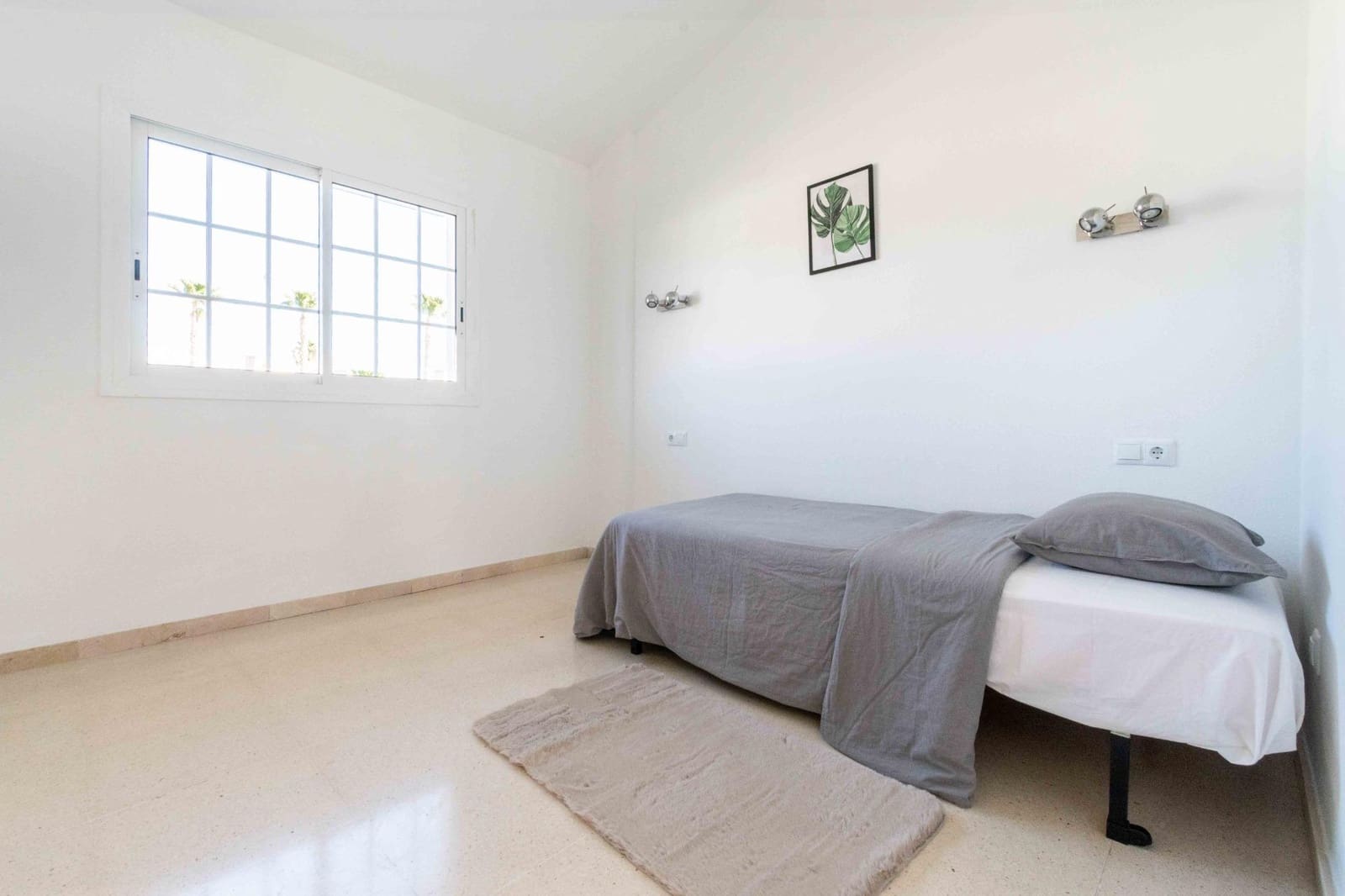 3 sypialnia Dom szeregowy na sprzedaż w Alfaz del Pi / L'Alfas del Pi z basenem garażem - 459 800 € (Ref: 9634247)