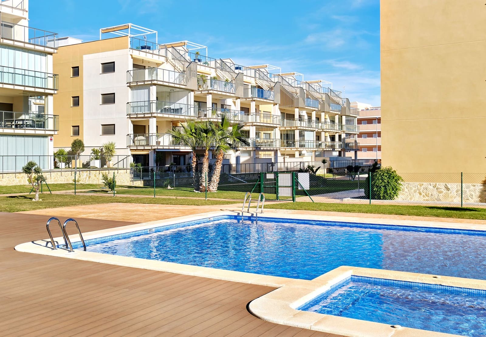 2 soverom Leilighet til salgs i Orihuela Costa med svømmebasseng garasje - € 255 000 (Ref: 9656491)