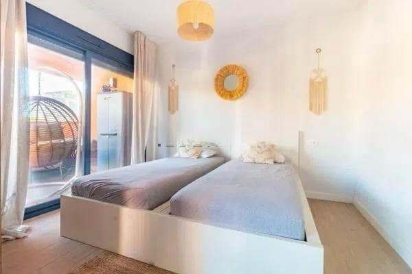 2 soveværelse Lejlighed til salg i Orihuela Costa med swimmingpool garage - € 275.000 (Ref: 9679378)