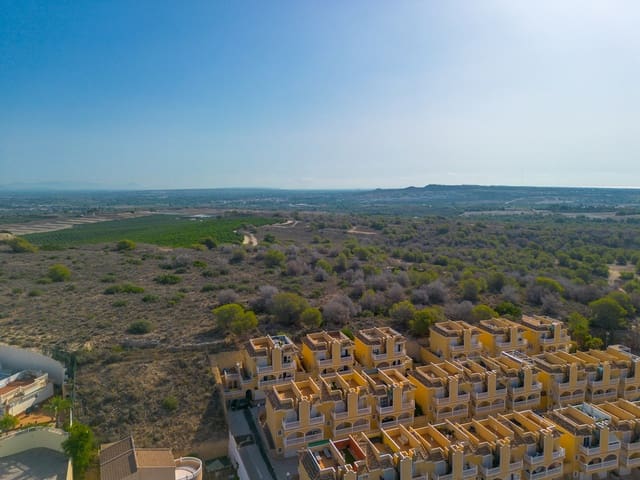Ubebygd land til salgs i Algorfa - € 850 000 (Ref: 9686411)