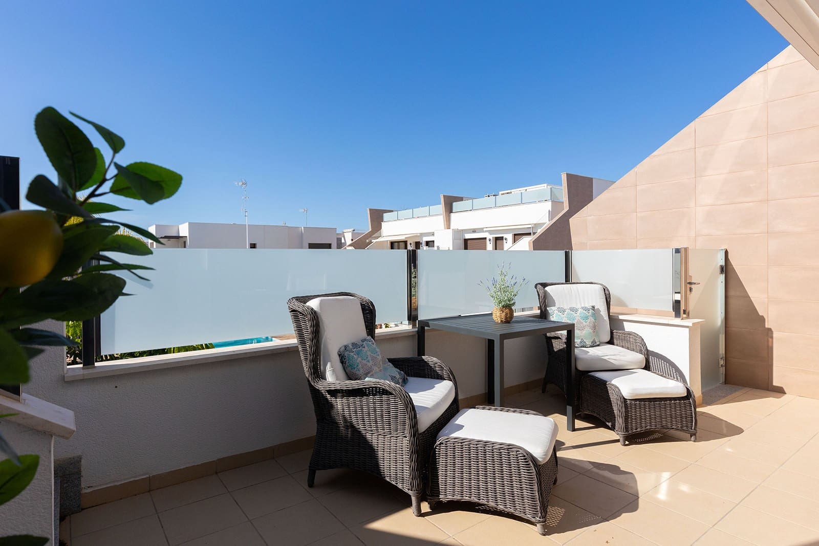 2 sypialnia Apartament na sprzedaż w Pilar de la Horadada z basenem garażem - 269 000 € (Ref: 9711962)