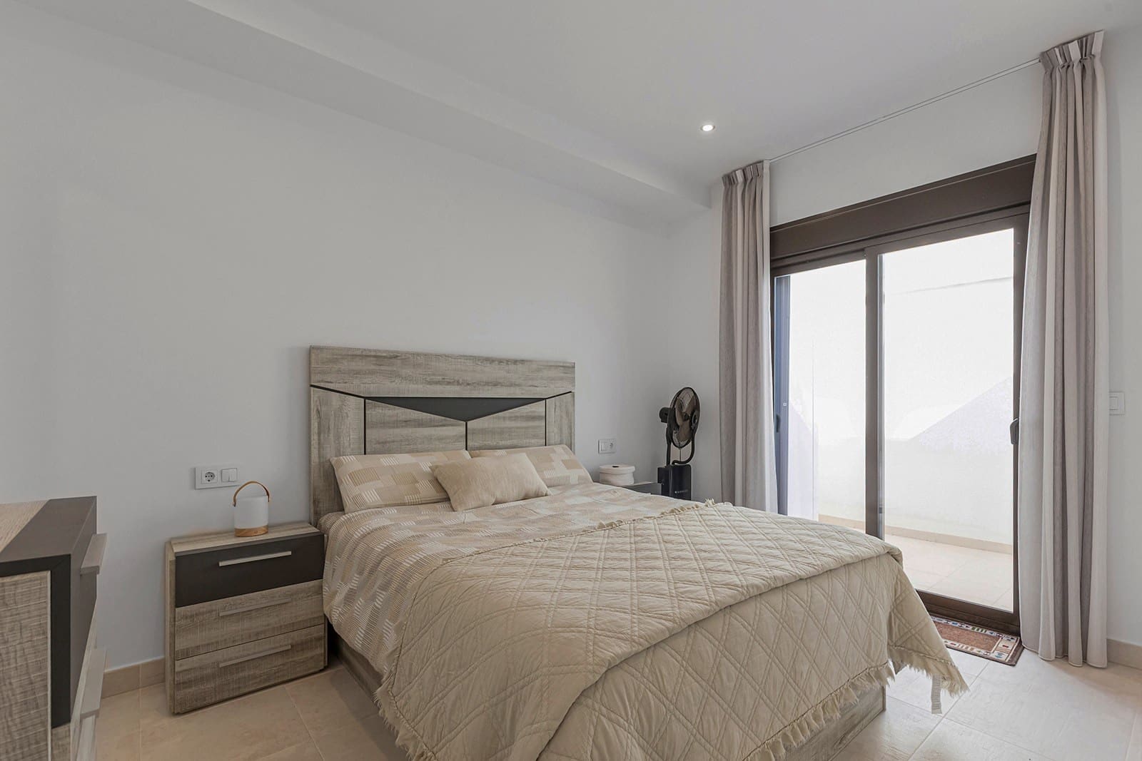 2 sypialnia Apartament na sprzedaż w Pilar de la Horadada z basenem garażem - 269 000 € (Ref: 9711962)