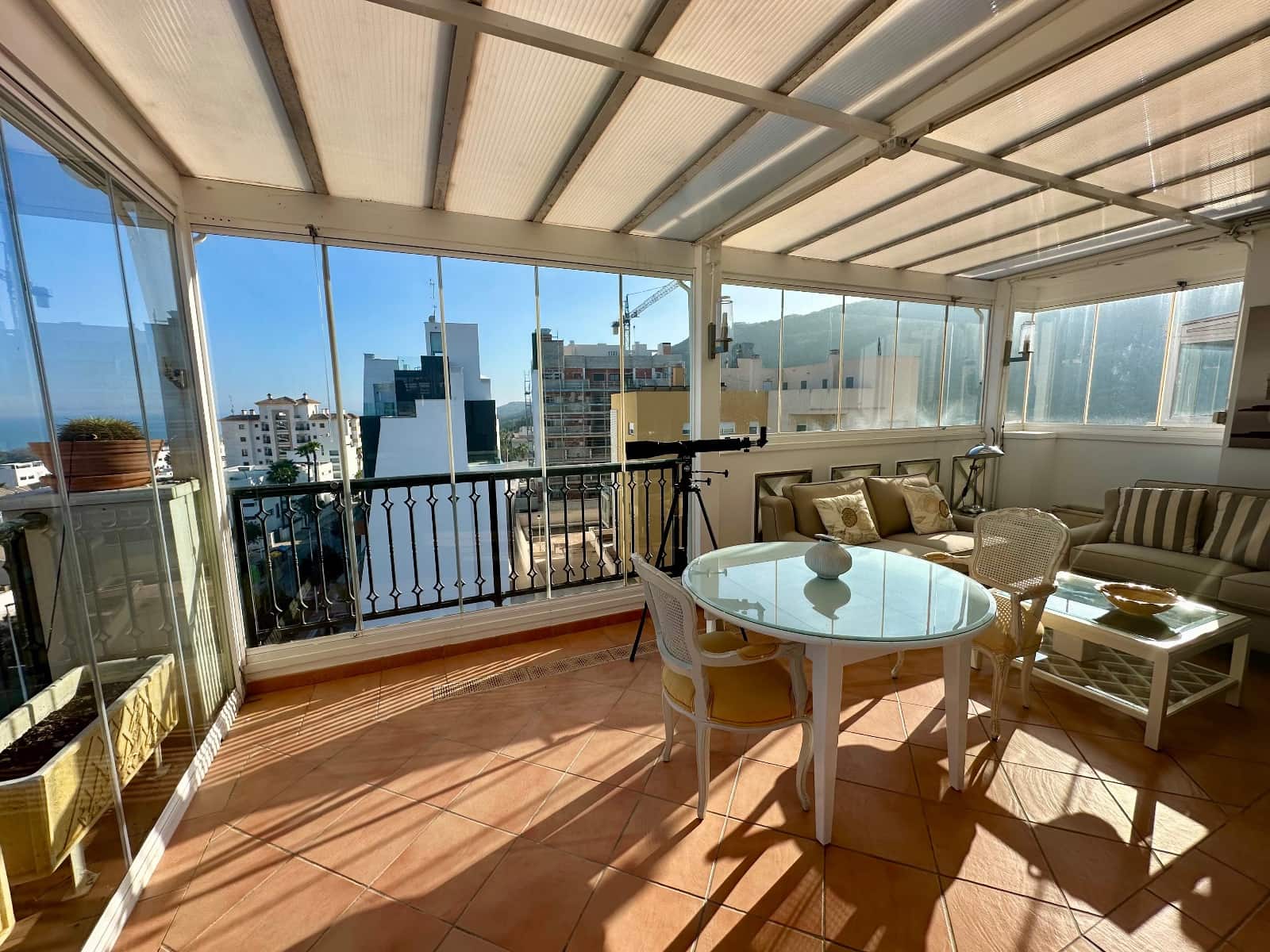 2 sovrum Takvåning till salu i Guardamar del Segura med pool garage - 419 000 € (Ref: 9714752)