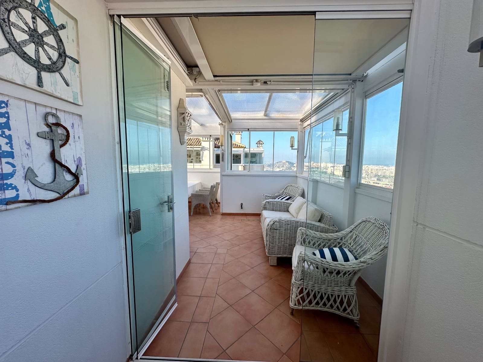 2 sovrum Takvåning till salu i Guardamar del Segura med pool garage - 419 000 € (Ref: 9714752)
