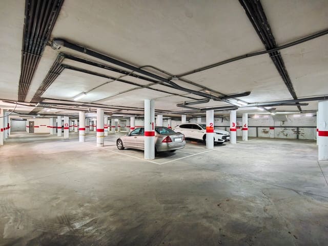 Garaje en Avenida Habaneras - Curva de Palangre, Torrevieja en venta - 10.000 € (Ref: 9747196)