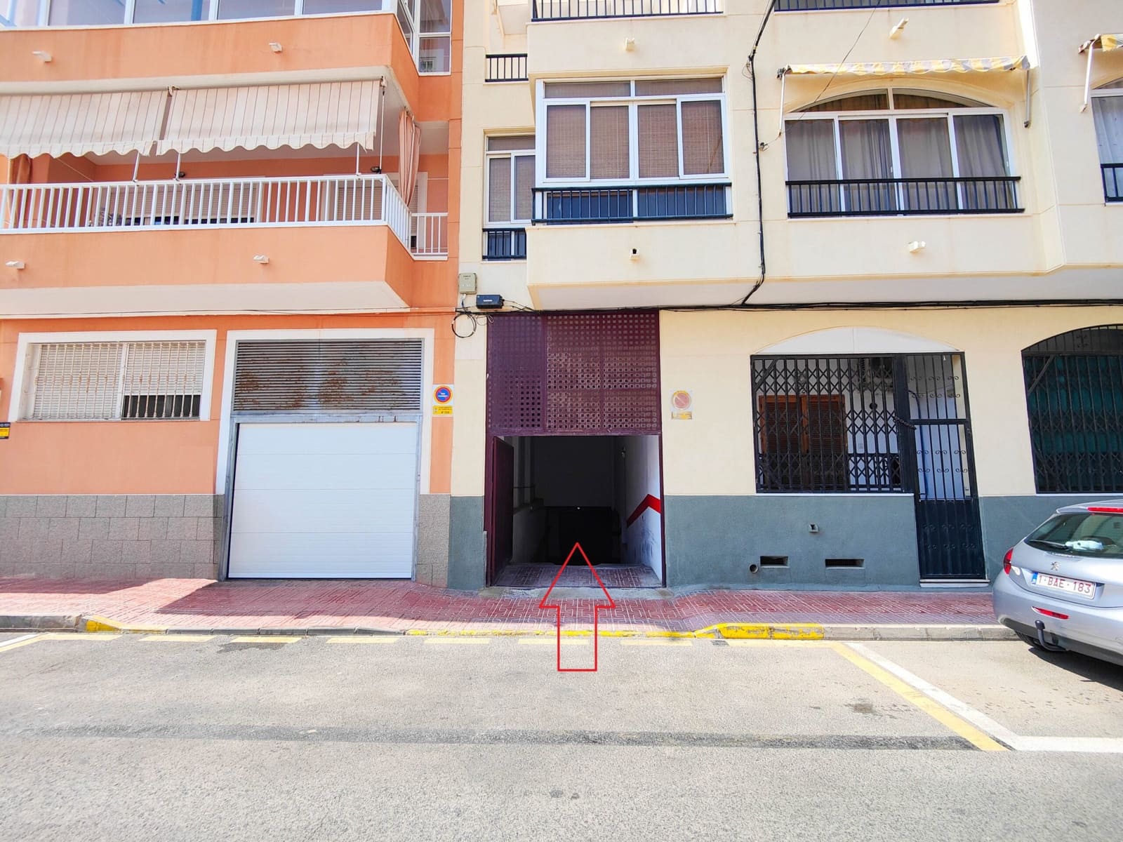 Garage for sale in Torrevieja - € 10,000 (Ref: 9747196)
