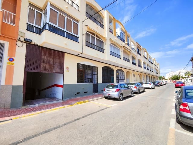 Garaje en Avenida Habaneras - Curva de Palangre, Torrevieja en venta - 10.000 € (Ref: 9747196)