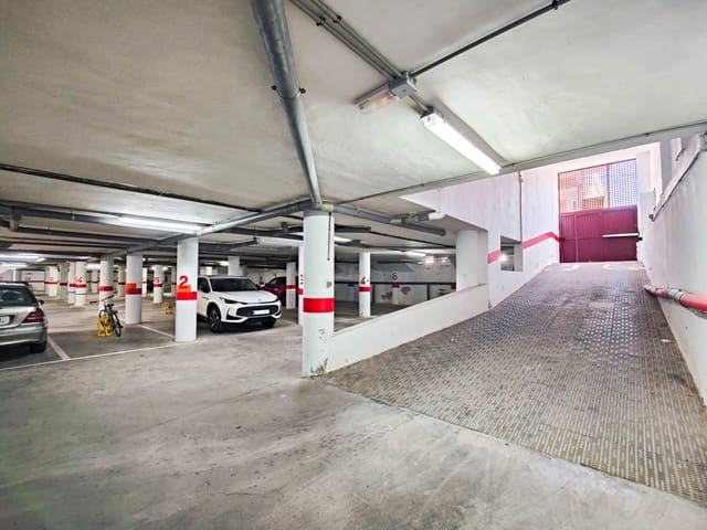 Garaje en Avenida Habaneras - Curva de Palangre, Torrevieja en venta - 10.000 € (Ref: 9747196)