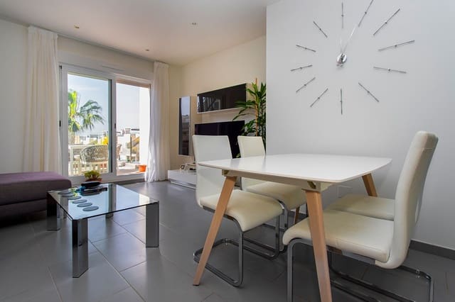 3 soveværelse Byhus til salg i Aguas Nuevas, Torrevieja med swimmingpool garage - € 274.500 (Ref: 9763903)