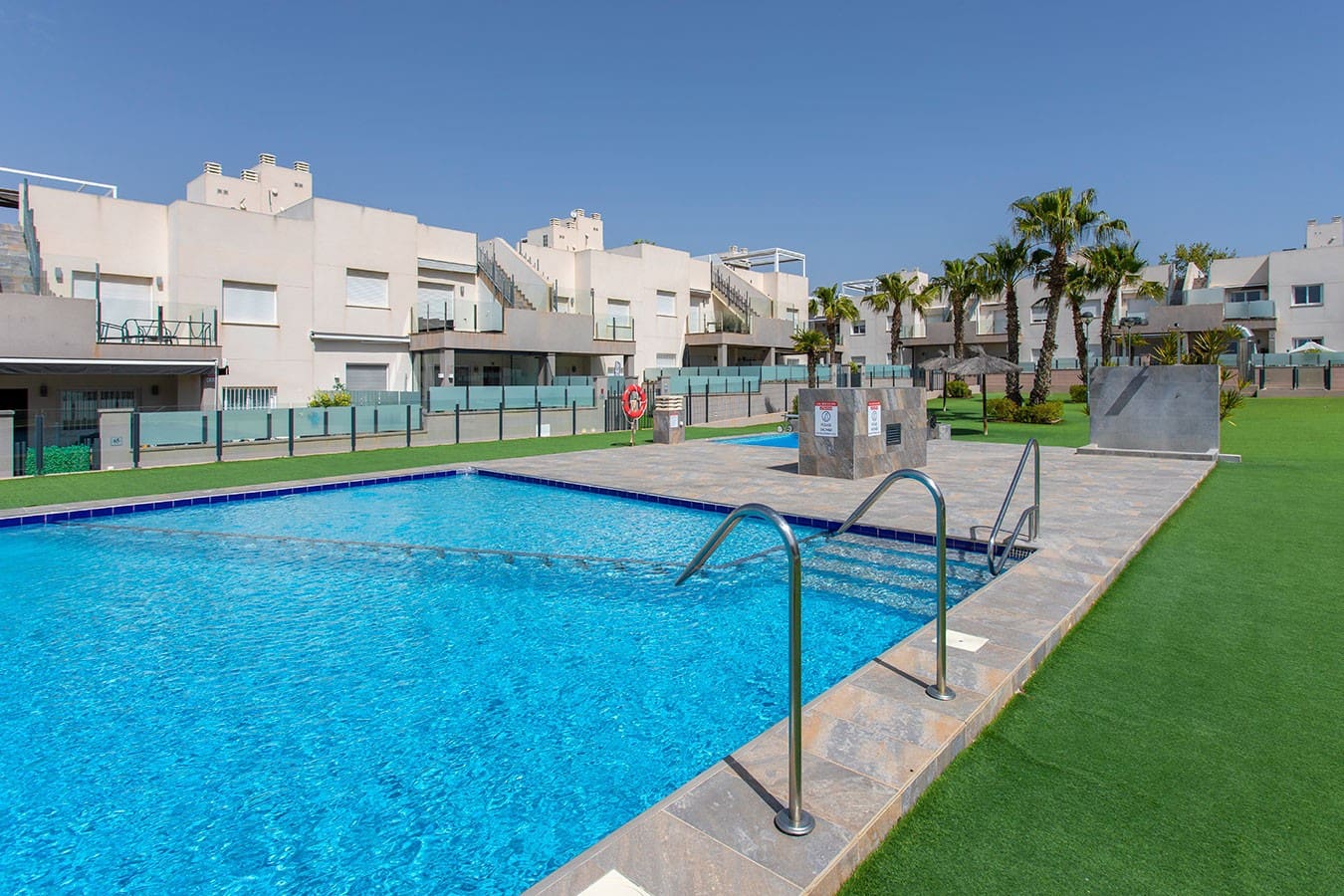 3 sovrum Hus till salu i Torrevieja med pool garage - 274 500 € (Ref: 9763903)