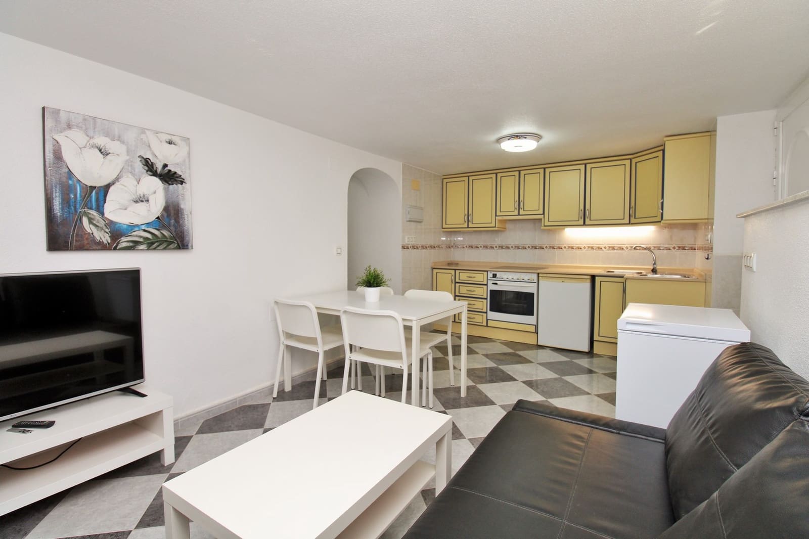 3 soveværelse Villa til salg i Villamartin med swimmingpool garage - € 479.000 (Ref: 9778120)