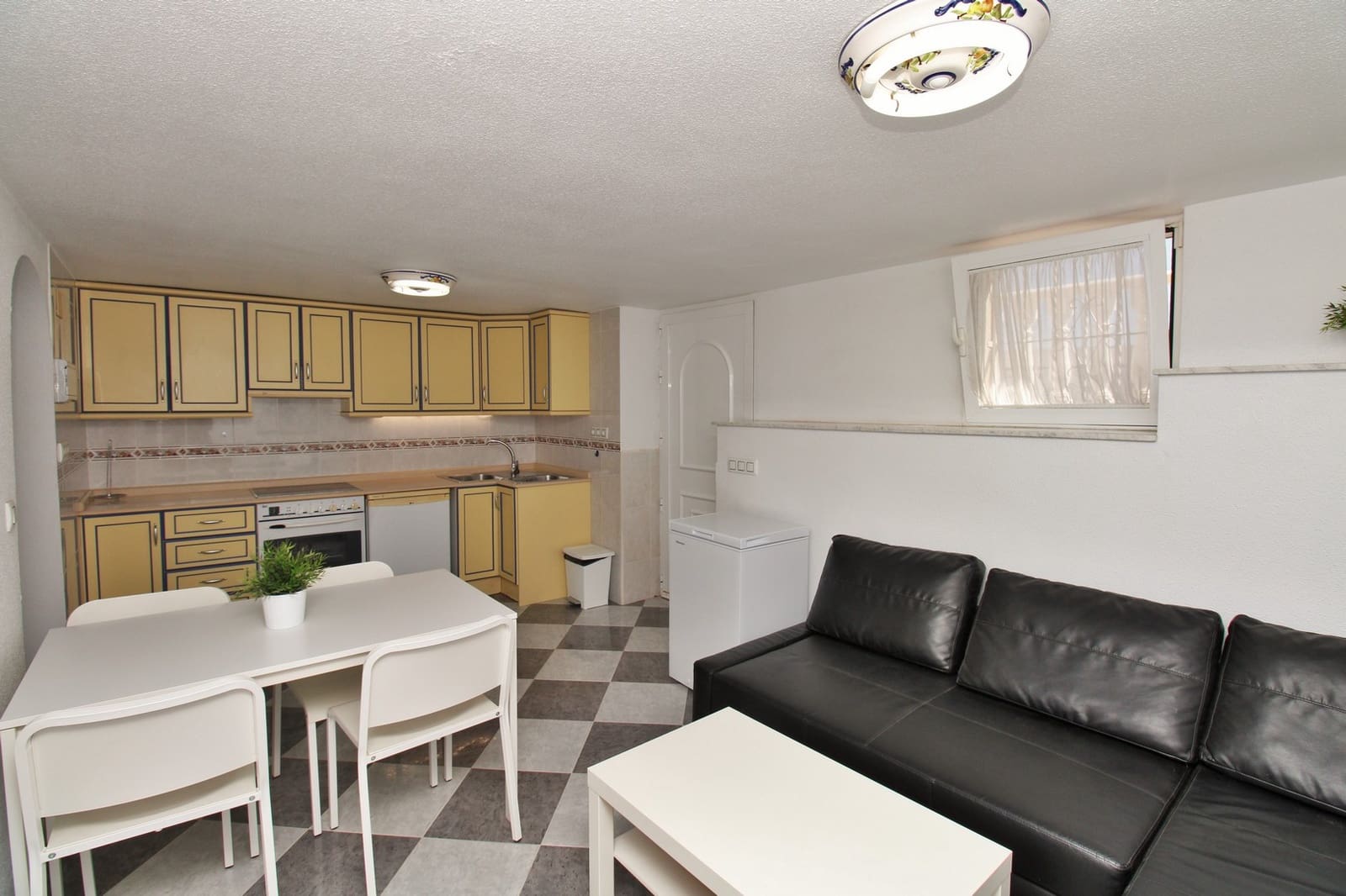 3 soveværelse Villa til salg i Villamartin med swimmingpool garage - € 479.000 (Ref: 9778120)