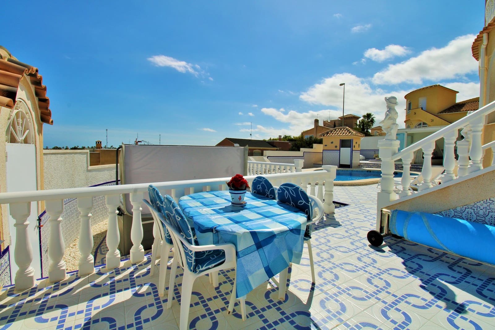 3 soveværelse Villa til salg i Villamartin med swimmingpool garage - € 479.000 (Ref: 9778120)
