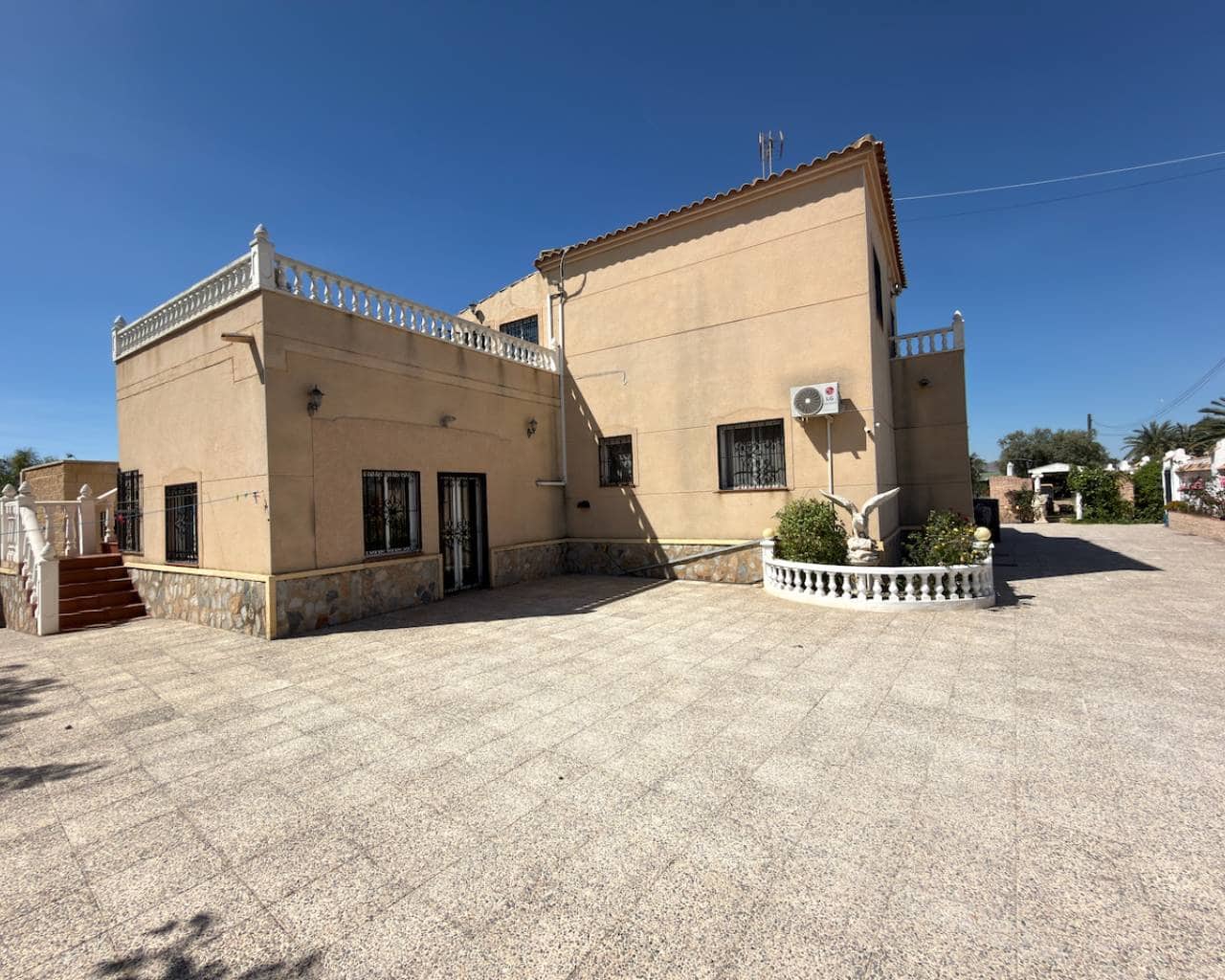 5 chambre Finca/Maison de Campagne à vendre à Catral avec piscine garage - 575 000 € (Ref: 9800699)