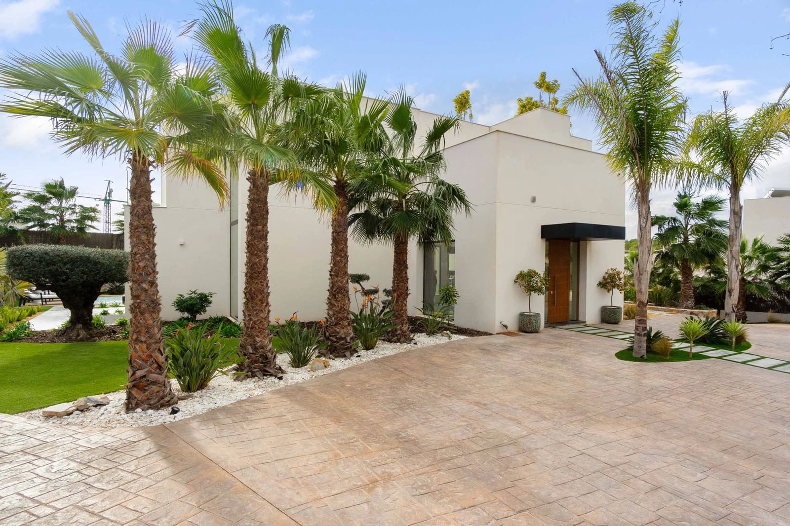 4 bedroom Villa for sale in Orihuela Costa with pool garage - € 2,650,000 (Ref: 9805246)