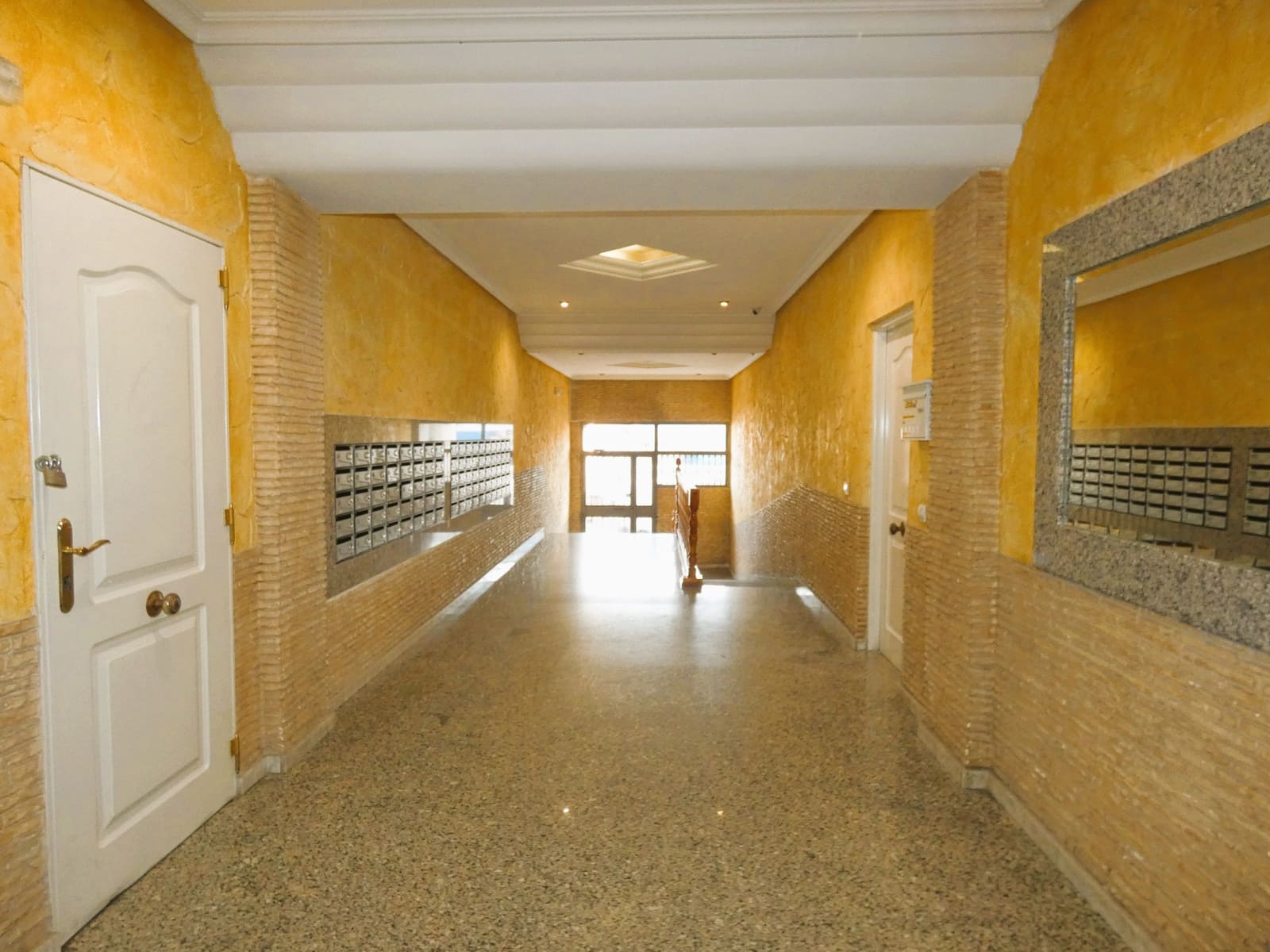2 slaapkamer Appartement te koop in Torrevieja met zwembad - € 139.000 (Ref: 9805250)