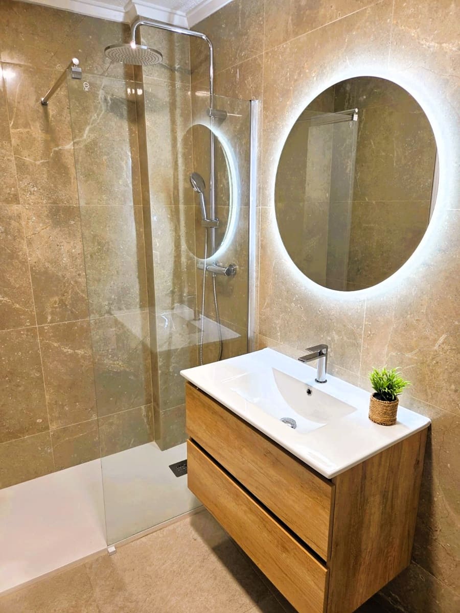 Apartamento de 3 habitaciones en Torrevieja en venta - 189.000 € (Ref: 9805251)