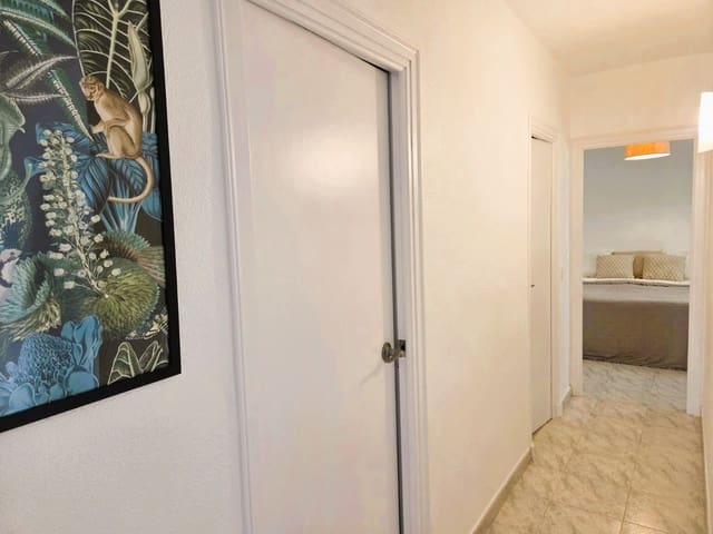 3 soveværelse Lejlighed til salg i Las Piscinas Naturales, Torrevieja - € 189.000 (Ref: 9805251)