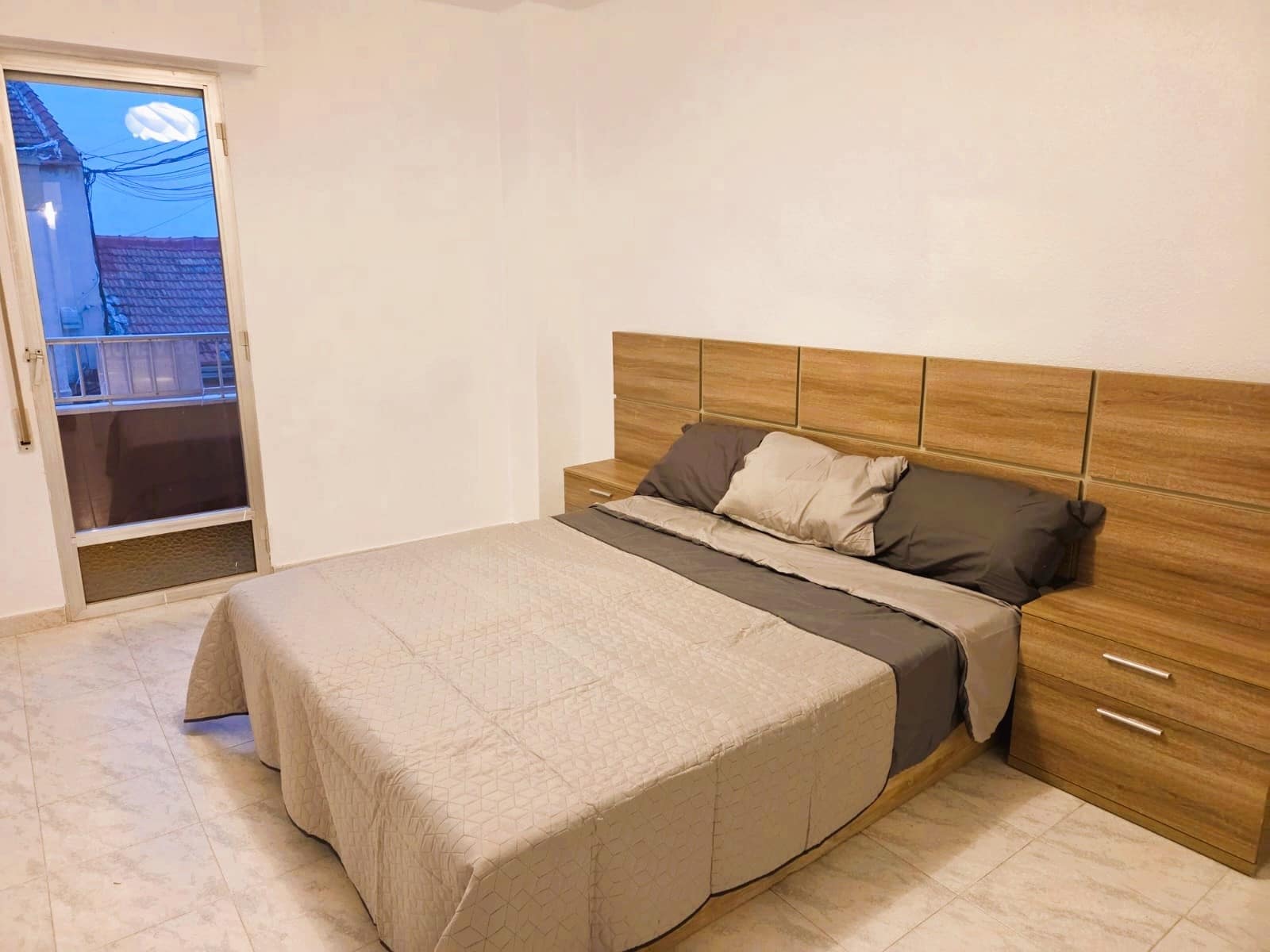 Apartamento de 3 habitaciones en Torrevieja en venta - 189.000 € (Ref: 9805251)