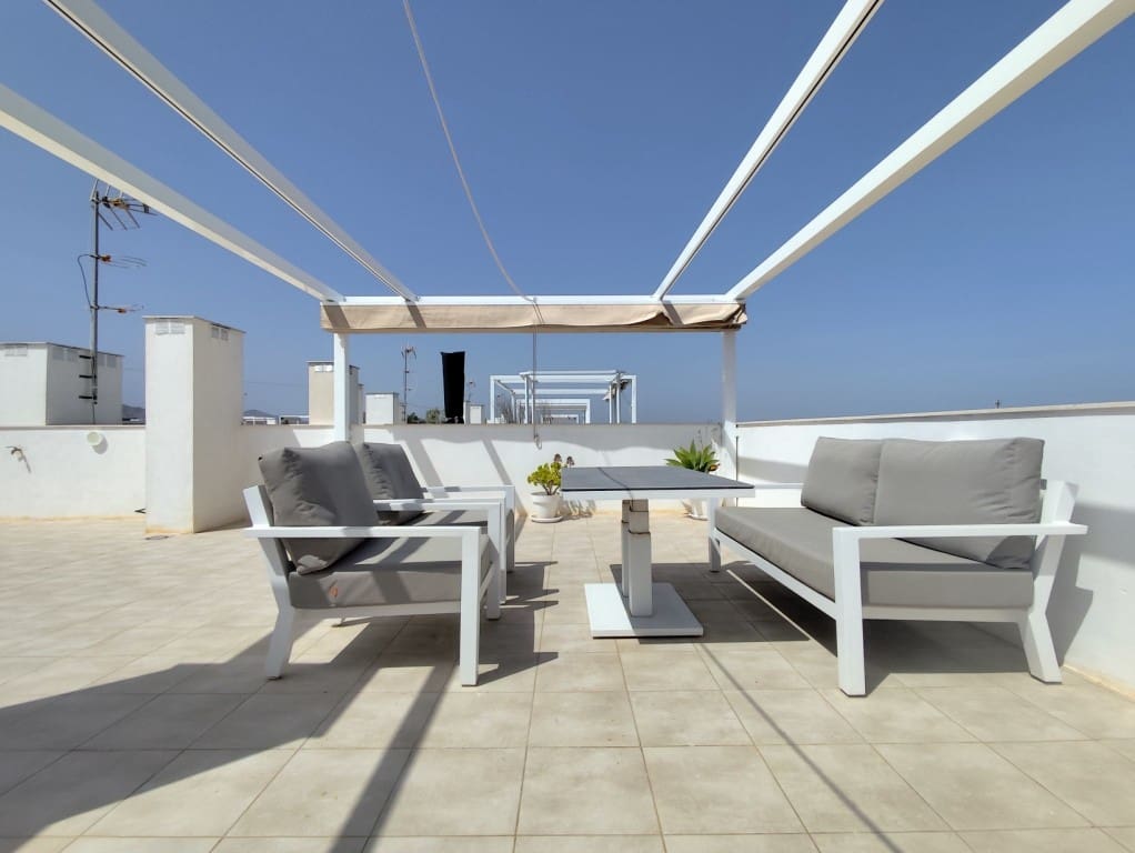 3 quarto Penthouse para venda em Mar de Cristal com piscina - 325 000 € (Ref: 9809400)